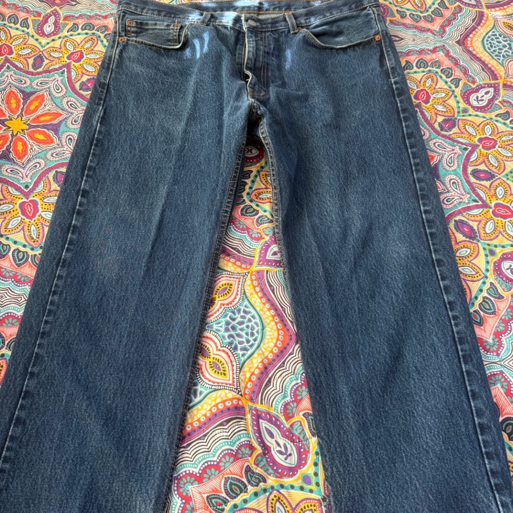 Two pairs of Levi´s men´s 505 jeans Size 36X30 - Picture 3 of 8